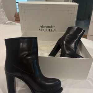 Alexander McQueen Glossy Black Heeled Boots
